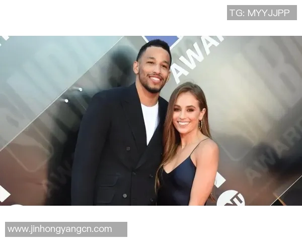 足球明星与模特的浪漫关系NBA球星的时尚生活揭秘 足球明星与模特的浪漫关系NBA球星的时尚生活揭秘