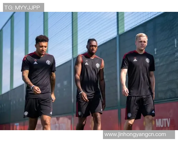 探秘曼联足球明星的训练生活与场外趣事视频全纪录